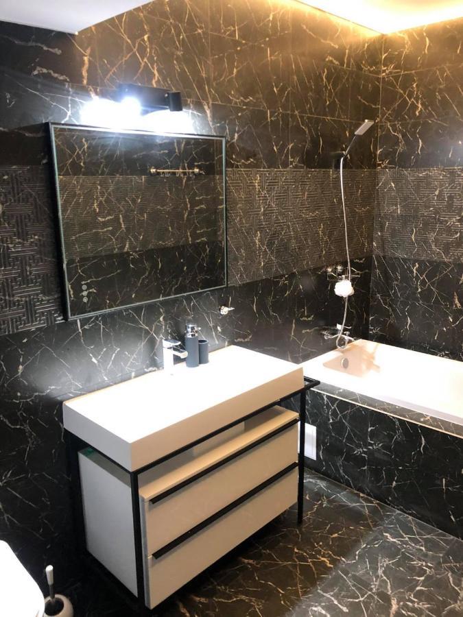 Mamaia Beach Luxury Apartment Екстер'єр фото